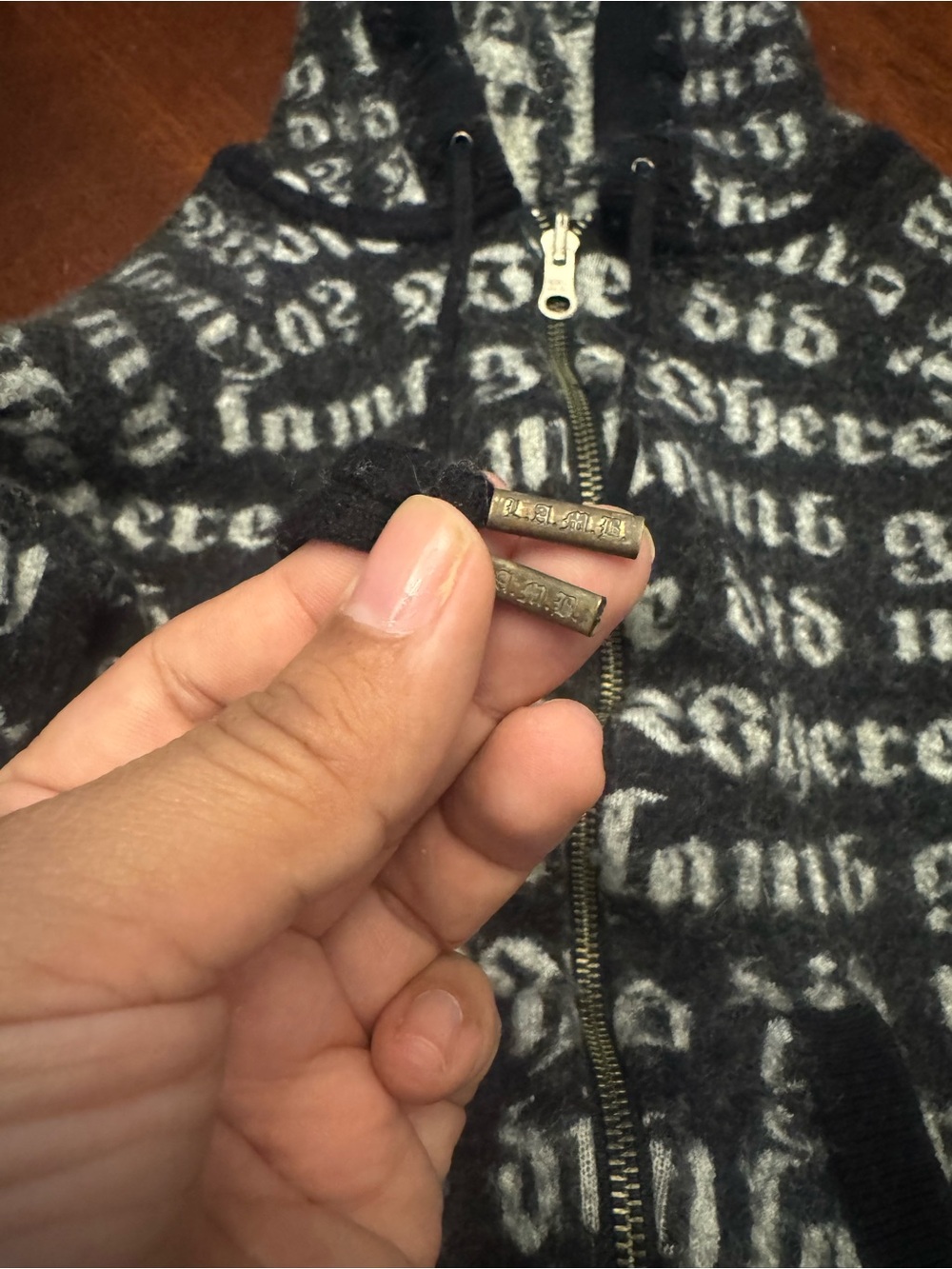 L.A.M.B. Authentic WDMLG Hoodie Gwen Stefani Black DAMAGED - Picture 3 of 10
